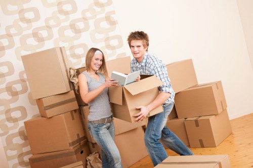 Commercial moving truck support for local businesses in Upper Clapton